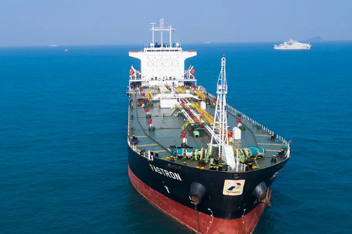 Tata kelola rantai pasok minyak menjadi sorotan investor setelah skandal Pertamina menimbulkan kerugian negara triliunan rupiah. (Dok. pertamina-pis.com)

