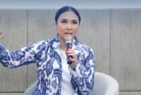 Sosok Agustina Hastarini, istri Menteri UMKM, yang diduga pakai surat dinas untuk jalan-jalan. (Instagram.com @tina.astari)

